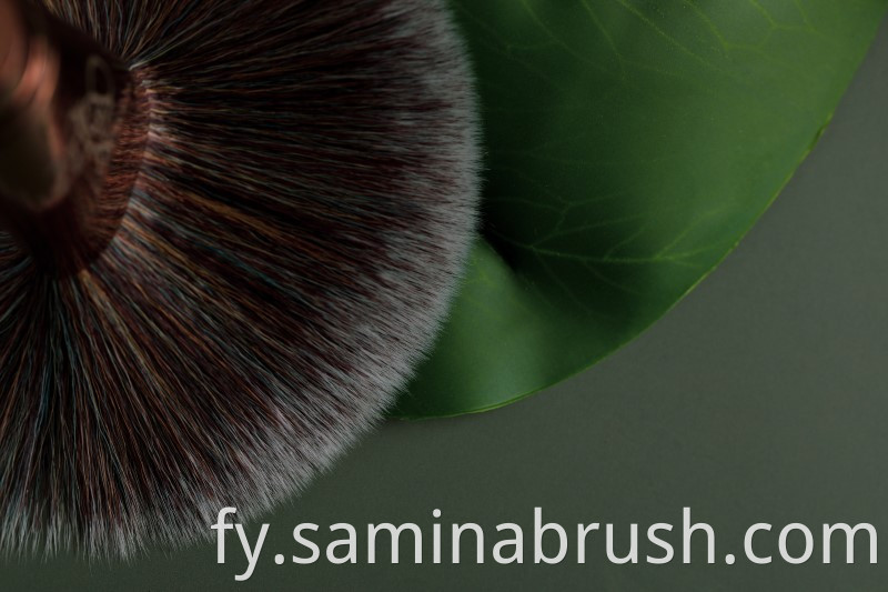Makeup Brushes Detail 03